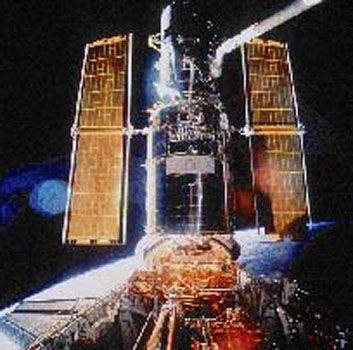 허블우주망원경 (Hubble)